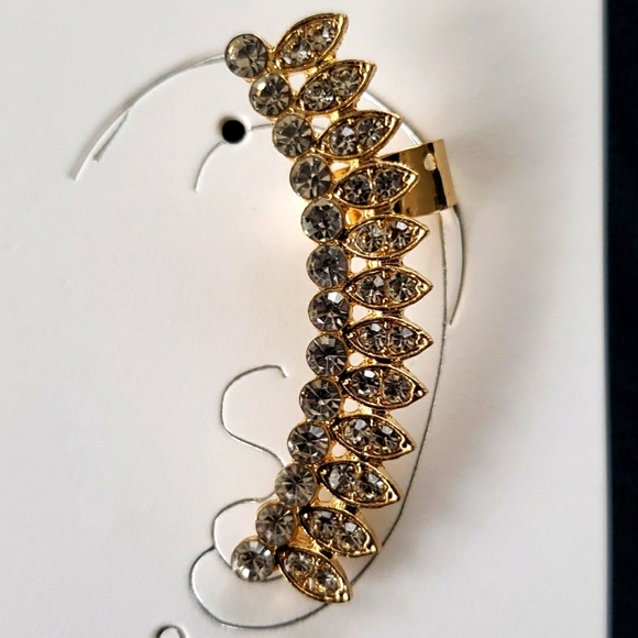 🥳3/20🥳 Gold Tone Left Ear Rhinestone Cuff - New in Package - Picture 6 of 7
